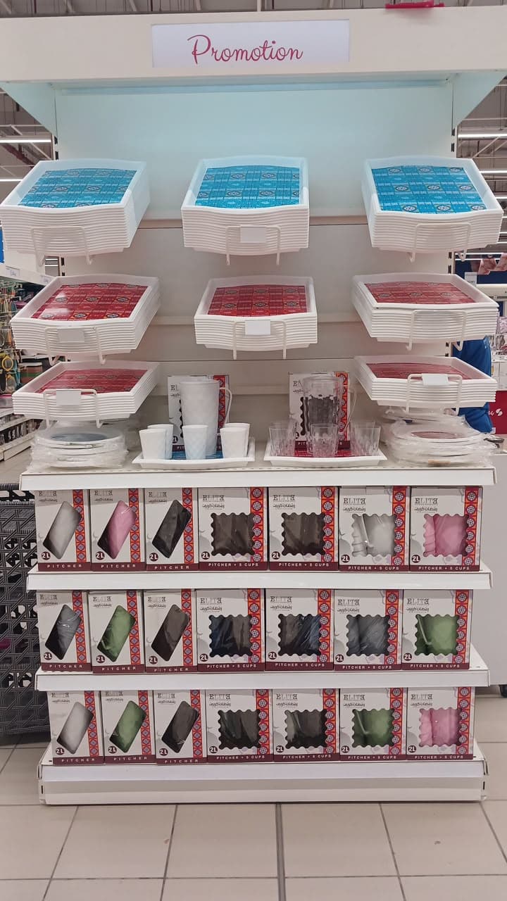Elite pitcher and cup sets on a retail promotion display